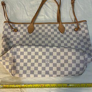 LV Neverfull Beige tote